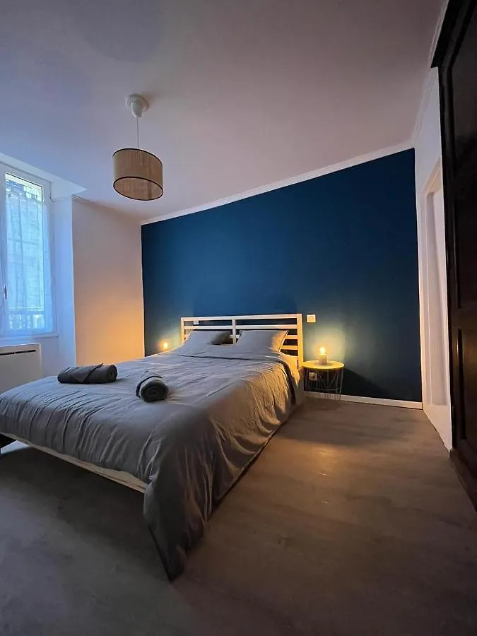 Les Vans - Charmant Appartement Au Coeur Du Village