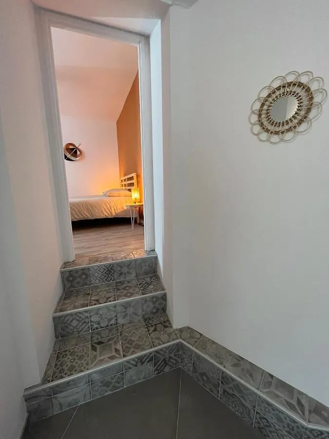 Les Vans - Charmant Appartement Au Coeur Du Village