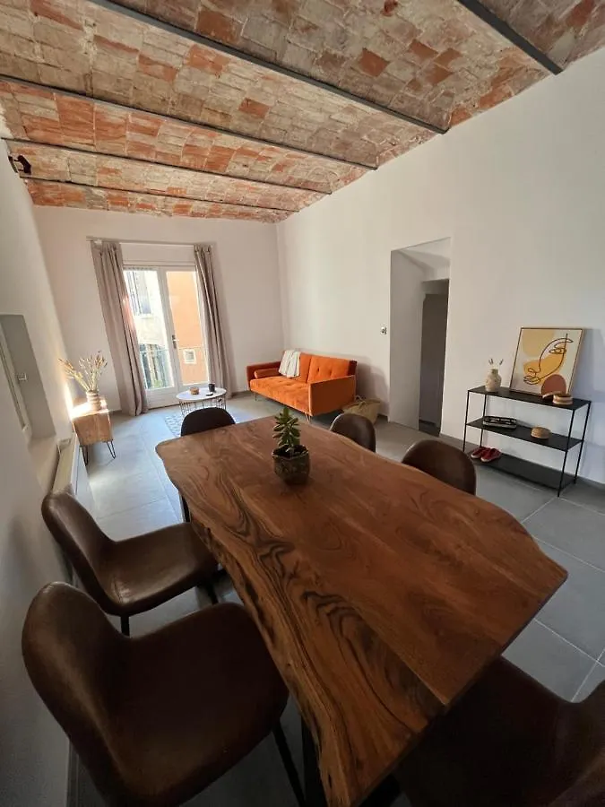 Les Vans - Charmant Appartement Au Coeur Du Village Les Vans