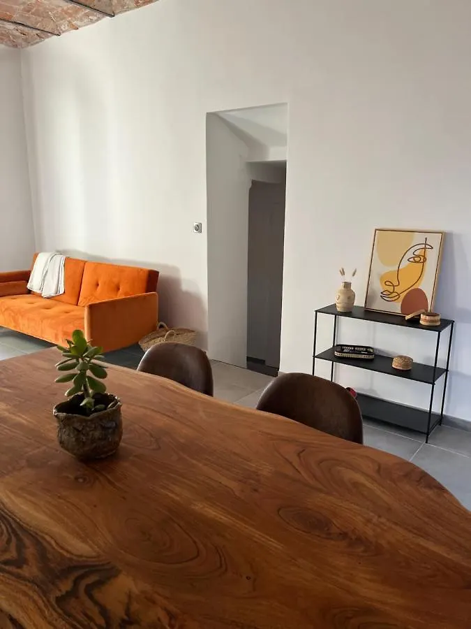 Les Vans - Charmant Appartement Au Coeur Du Village  Les Vans